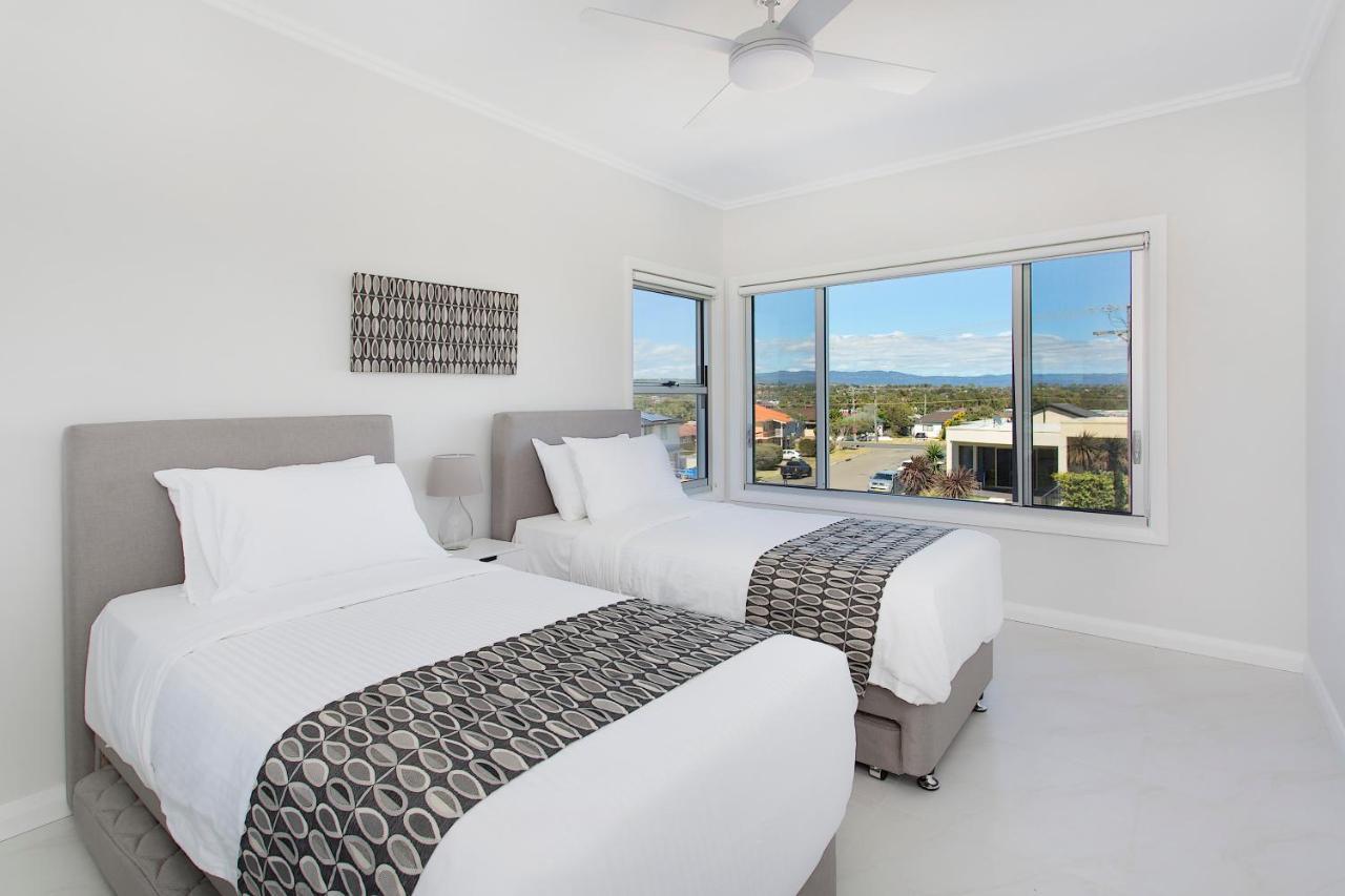 Seabreeze Stays On The Beach Barrack Point Экстерьер фото